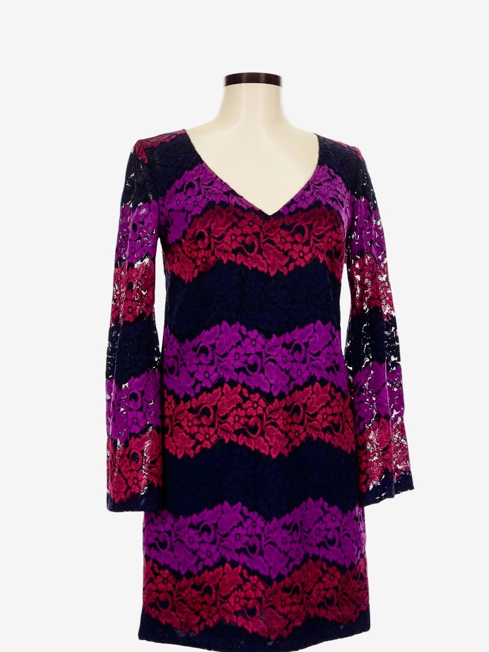 Trina Turk Floral Lace Lined V Neck Dress With Bell Sleeves, Size Med, NWOT